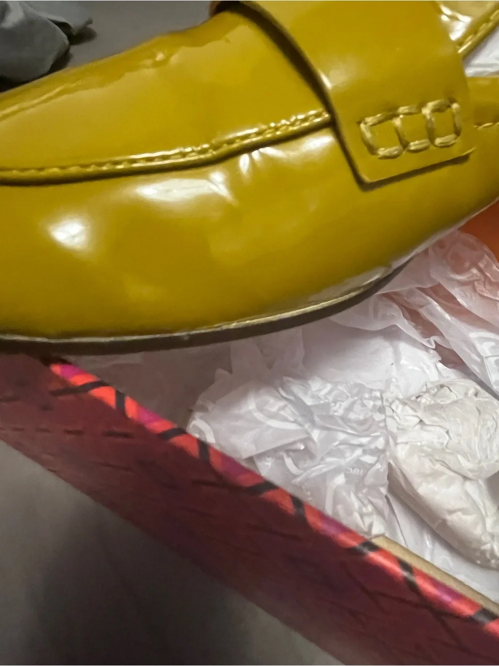 Tory Burch - Island Palm 300 Loafer Shoes